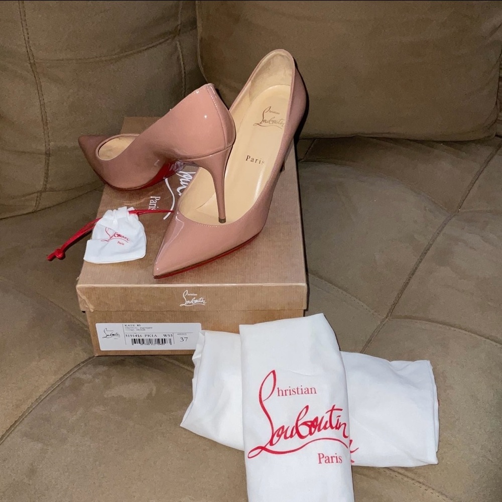 Like New Christian Louboutin Kate Pumps